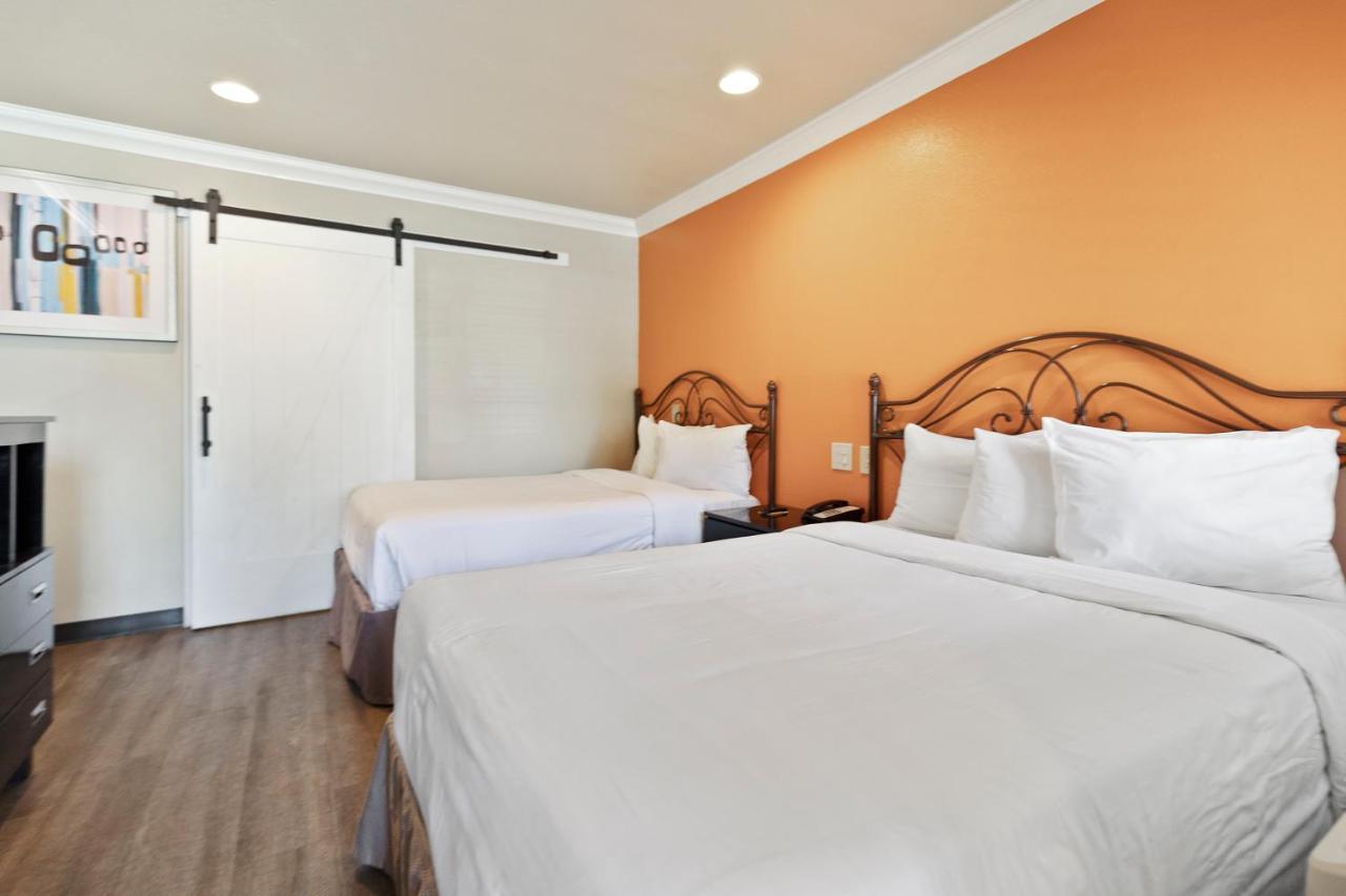 Le Blanc Inn & Suites El Monte Ngoại thất bức ảnh